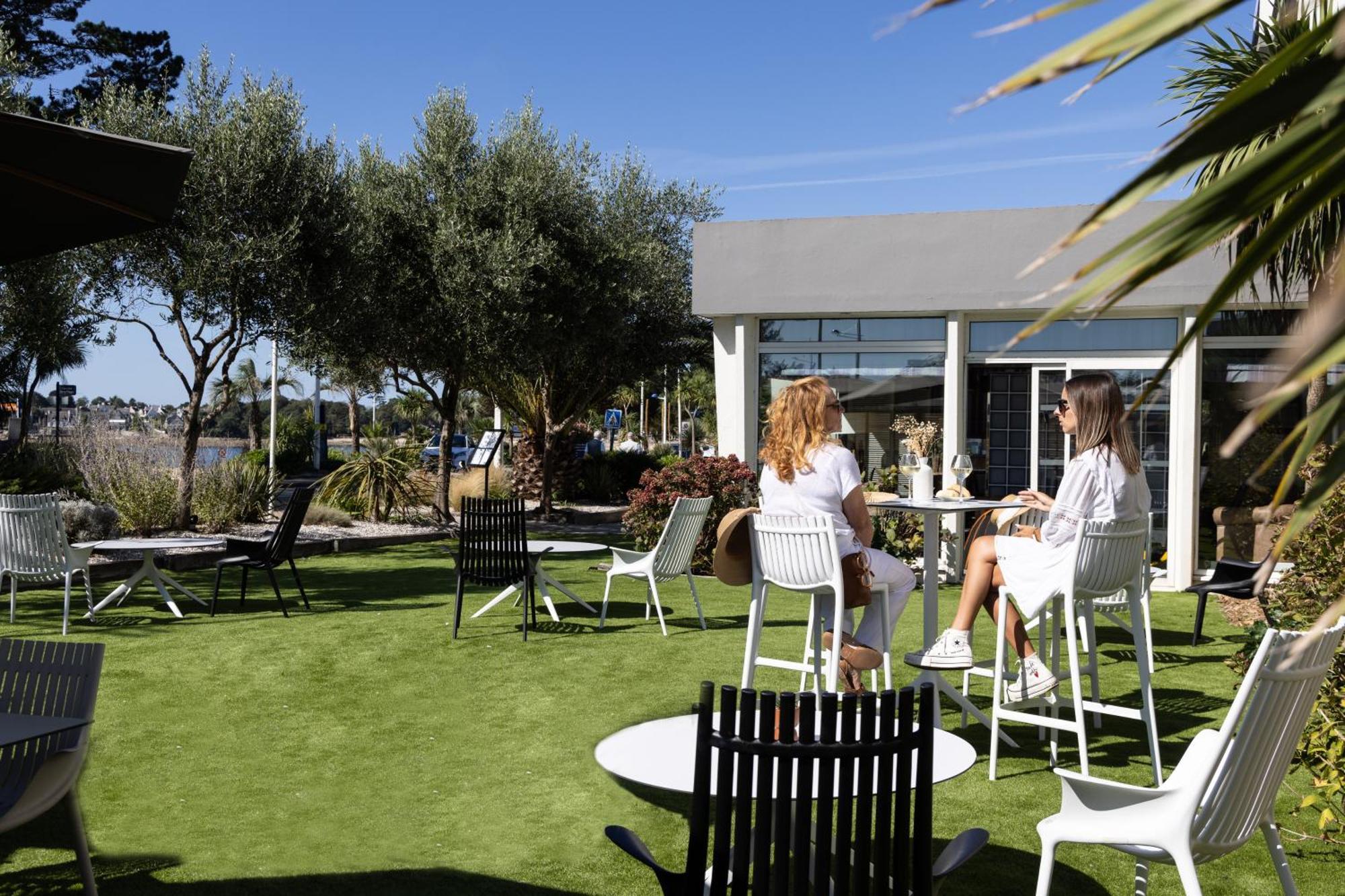 Hotel Kastel - Relais Thalasso & Spa Бенодет Экстерьер фото